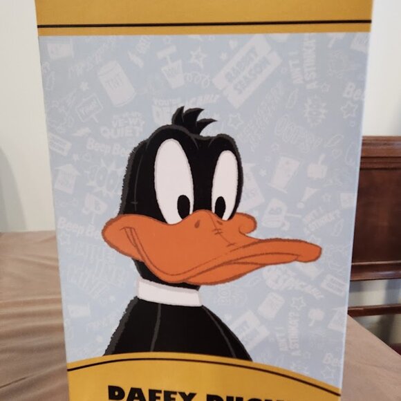 Scentsy Buddy Loony Tunes Daffy Duck new in box with scentpack - Picture 3 of 3